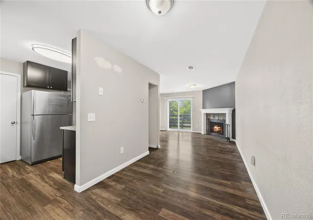 Listing Photo 4 - Condo for sale in building located at 311 W Lehow Ave, Englewood, CO 80110 - Unit #14