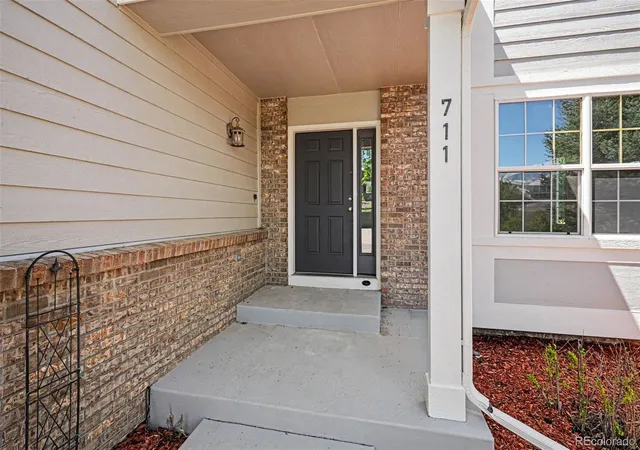 Homes for sale in Castle Pines, CO | 711 Briar Ridge Ct, Castle Pines, CO 80108 | MLS# 8325012