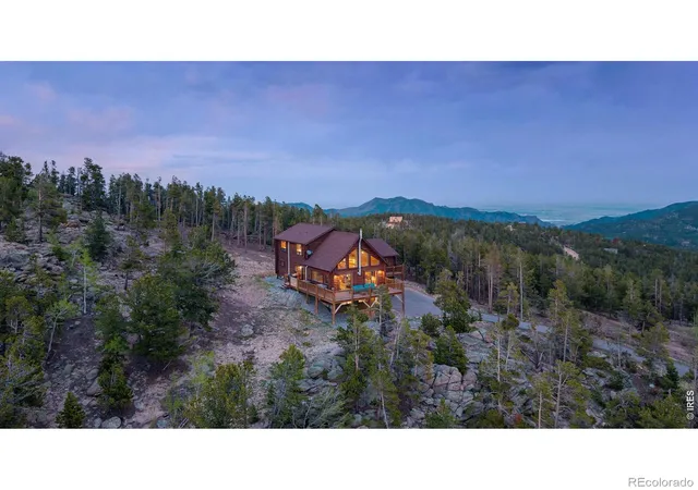 Photo 3 of Single family home for sale at 1028 Rudi Ln, Golden, CO 80403 | MLS# IR1059919 | Listing updated on 2026-09-18