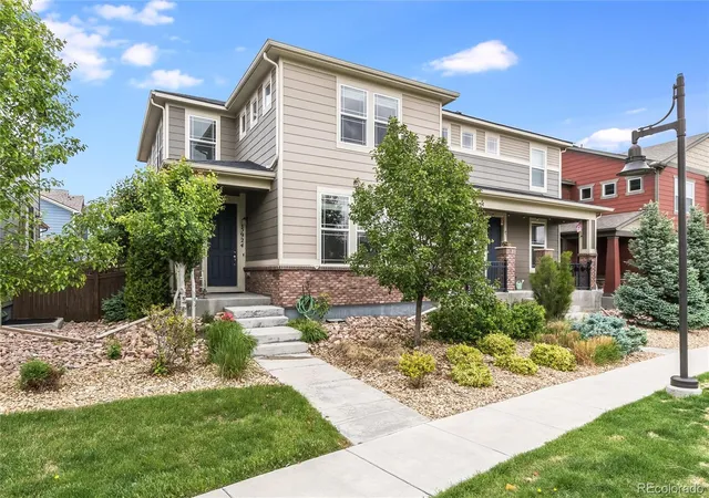3rd image of 15924 E Otero Cir, Centennial, CO 80112 | MLS# 8316718