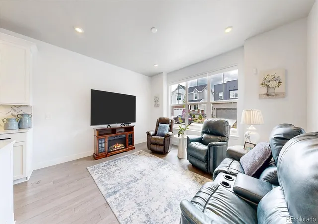 Photo 3 of Single family home for sale at 9787 Banner Peak St, Littleton, CO 80125 | MLS# 9549147 | Listing updated on 2026-10-22