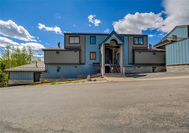 2nd image of 1610 Lakeview Ter, Frisco, CO 80443