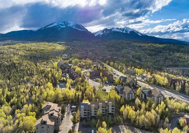 Homes for sale in Silverthorne, CO | 304 Ryan Gulch Court, Silverthorne, CO 80498 | Houzeo