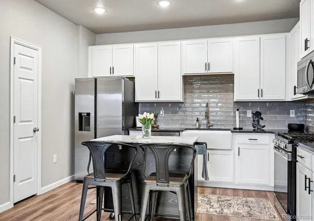 1st image of 9962 W Victoria Pl #301, Littleton, CO 80127 | MLS# 3760110