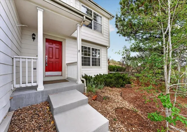 Photo 3 of Single family home for sale at 1550 Canyon Dr, Castle Rock, CO 80104 | MLS# 5786014 | Listing updated on 2026-10-02