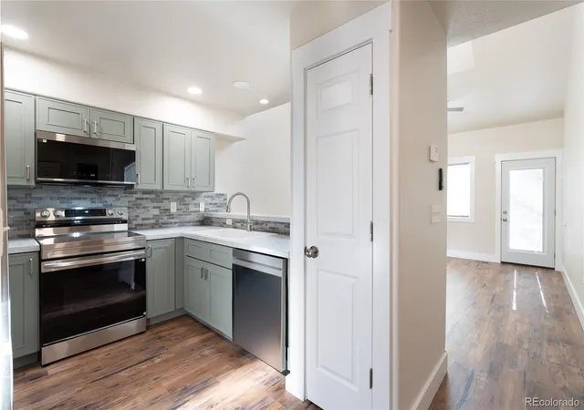 3rd image of 384 Audrey Dr, Loveland, CO 80537 | MLS# 7655978