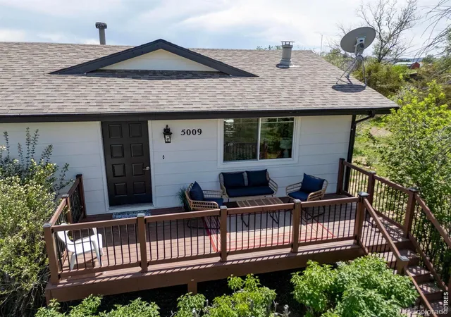 Photo 3 of Single family home for sale at 5009 Gary Dr, Berthoud, CO 80513 | MLS# IR1060024 | Listing updated on 2026-10-08
