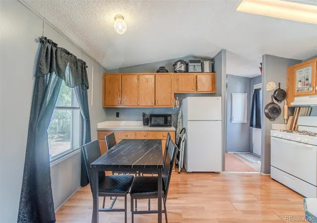 4th image of 5150 Airport Rd, Colorado Springs, CO 80916 | MLS# 1707422