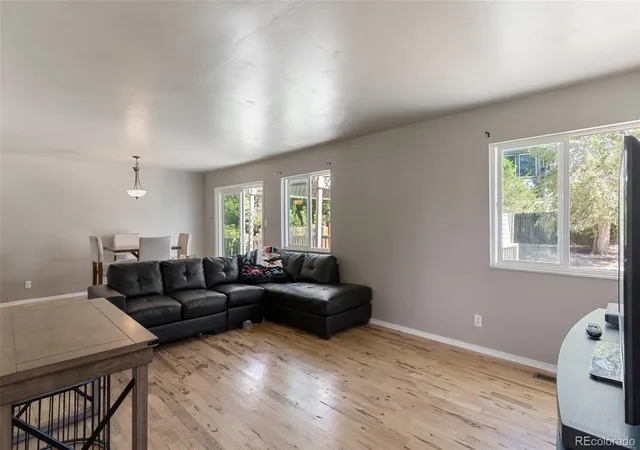 3rd image of 4032 Valley Dr #B, Pueblo, CO 81008 | MLS# 8463371