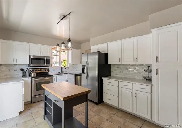 5th image of 4032 Valley Dr #B, Pueblo, CO 81008 | MLS# 8463371