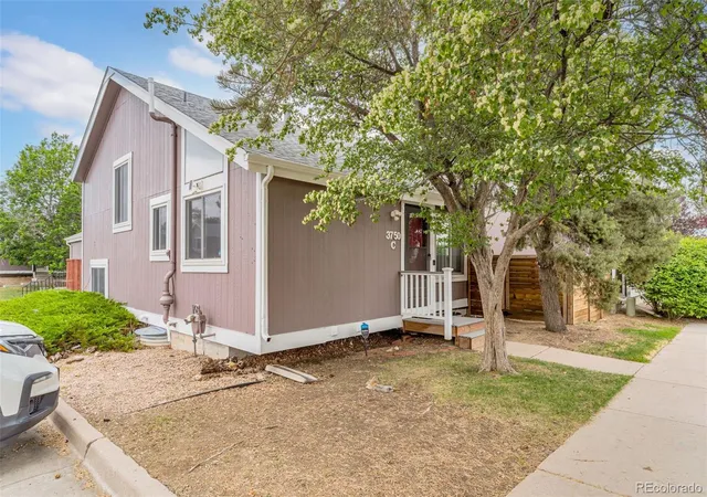 Photo 3 of Single family home for sale at 3750 S Genoa Cir #C, Aurora, CO 80013 | MLS# 4740446 | Listing updated on 2026-10-06