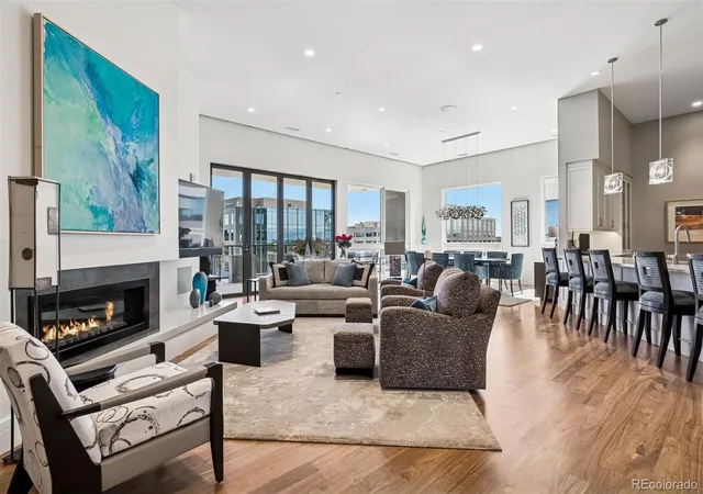 Listing Photo 4 - Condo for sale in building located at 250 Columbine St, Denver, CO 80206 - Unit #703