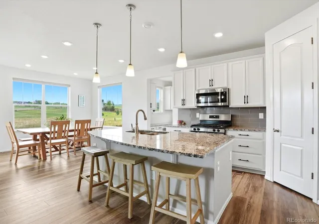 3rd image of 1313 Black Haw St, Elizabeth, CO 80107 | MLS# 4985514