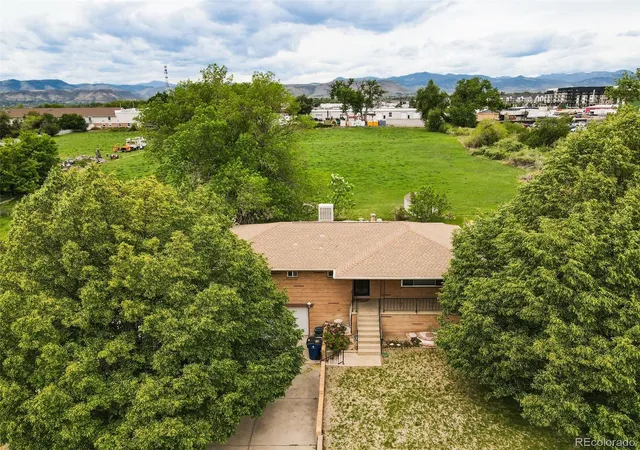 32nd image of 4975 Robb St, Wheat Ridge, CO 80033 | MLS# 8556871