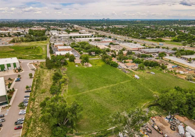 4th image of 4975 Robb St, Wheat Ridge, CO 80033 | MLS# 8556871