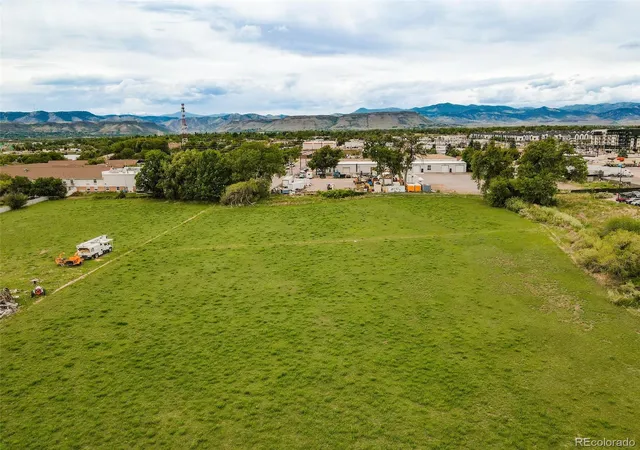 5th image of 4975 Robb St, Wheat Ridge, CO 80033 | MLS# 8556871