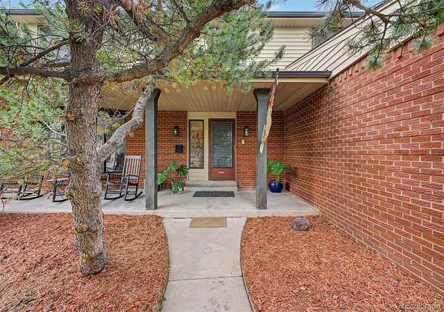 4th image of 320 Oswego Ct, Aurora, CO 80010 | MLS# 4376258