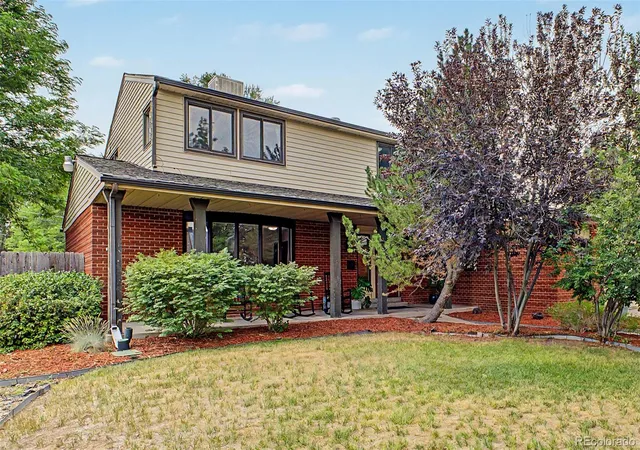 5th image of 320 Oswego Ct, Aurora, CO 80010 | MLS# 4376258