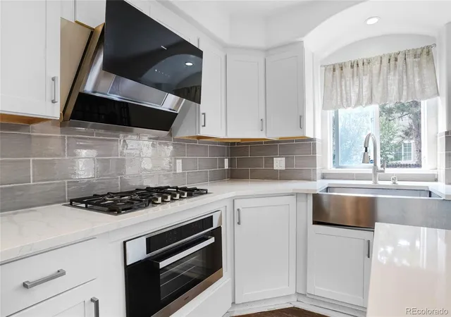 Photo 4 of Single family home for sale at 8691 E Hawaii Dr, Denver, CO 80231 | MLS# 9359025 | Listing updated on 2026-09-26