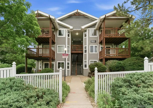 Condo for sale at 17620 E Loyola Dr #1722R, Aurora, CO 80013 | MLS# 9261336