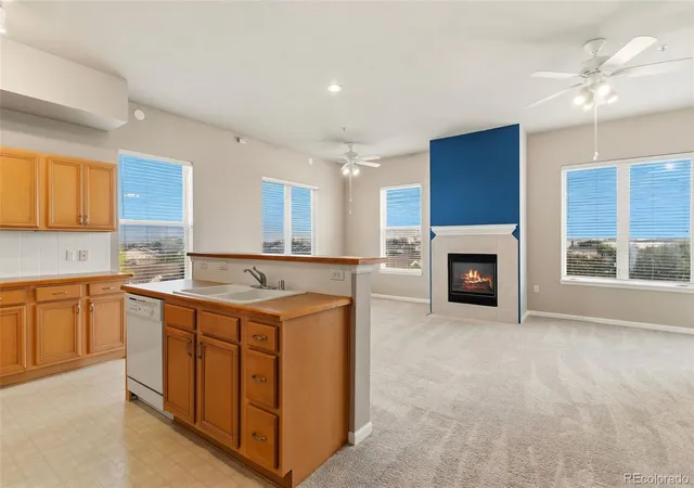 2nd image of 15475 Andrews Dr #412, Denver, CO 80239 | MLS# 4506736