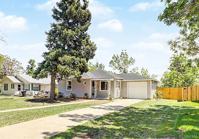 3rd image of 2758 S Irving St, Denver, CO 80236 | MLS# 1681458