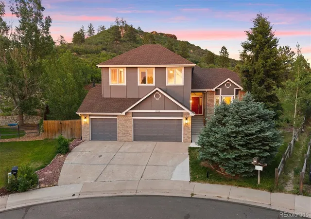 Photo 1 of Single family home for sale at 1390 Whitetail Dr, Castle Rock, CO 80104 | MLS# 2015102 | Listing updated on 2026-09-26