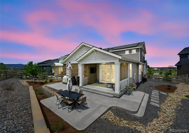 3rd image of 8492 Arriba Dr, Littleton, CO 80125 | MLS# 3928781