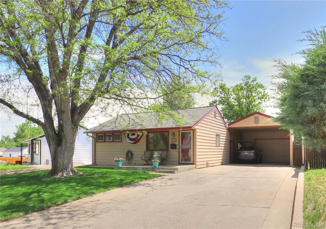Homes for sale in Denver, CO | 2610 S King St, Denver, CO 80219 | MLS# 6110513