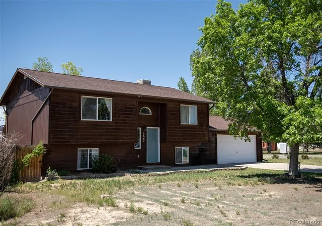 Photo 1 of Single family home for sale at 500 W Rider Rd, Rangely, CO 81648 | MLS# 8819734 | Listing updated on 2026-09-03