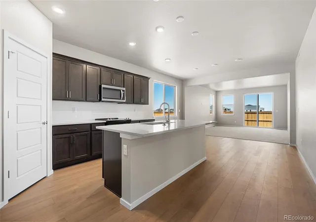 3rd image of 2742 Mosker St, Strasburg, CO 80136 | MLS# 7078361