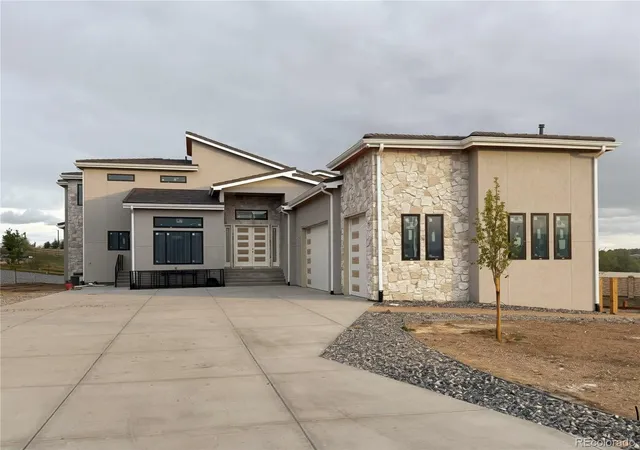 1st image of 6735 S Flanders Ct, Aurora, CO 80016 | MLS# 4503746