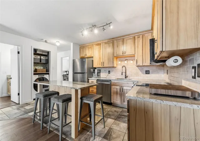 4th image of 983 Straight Creek Dr #304, Dillon, CO 80435 | MLS# 5512495