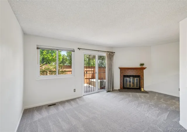 Photo 4 of Townhouse for sale at 3500 S Telluride Cir #A, Aurora, CO 80013 | MLS# 4784024 | Listing updated on 2026-10-08