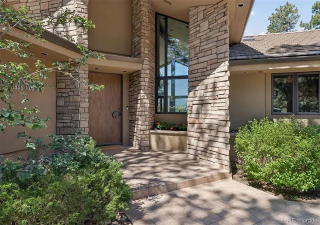 5th image of 26348 Columbine Glen Trl, Golden, CO 80401 | MLS# 2942756