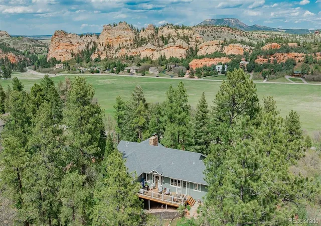 Photo 2 of Single family home for sale at 7815 Red Rock Cir, Larkspur, CO 80118 | MLS# 8078450 | Listing updated on 2026-09-25