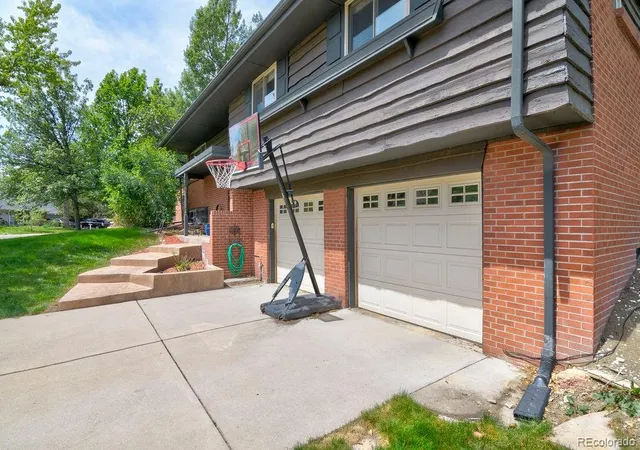 3rd image of 2987 Routt Cir, Lakewood, CO 80215 | MLS# 5963703
