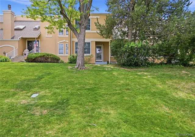 2nd image of 2858 S Vaughn Wy, Aurora, CO 80014 | MLS# 2141729