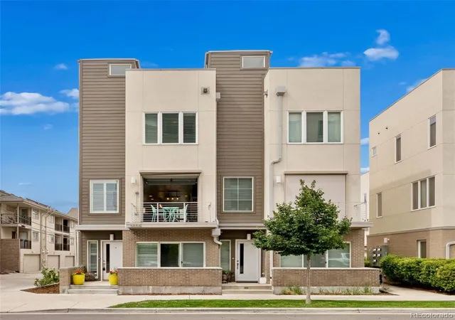 Photo 3 of Townhouse for sale at 3855 E Cedar Ave, Denver, CO 80209 | MLS# 4009828 | Listing updated on 2026-10-09