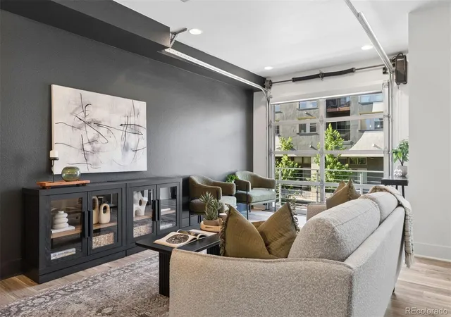 Photo 4 of Townhouse for sale at 3855 E Cedar Ave, Denver, CO 80209 | MLS# 4009828 | Listing updated on 2026-09-05