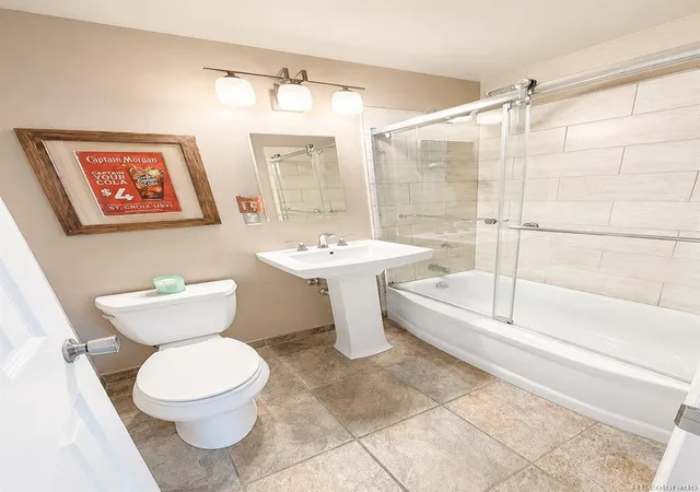 Photo 4 of Sale Pending at 5416 S Lakeview St, Littleton, CO 80120 | MLS# 3050217 | Listing updated on 2026-08-28