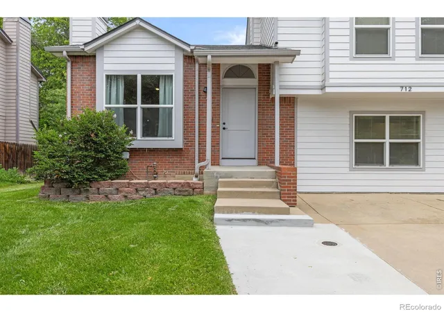 Homes for sale in Longmont, CO | 712 Cameron Ln, Longmont, CO 80504 | MLS# IR1060300