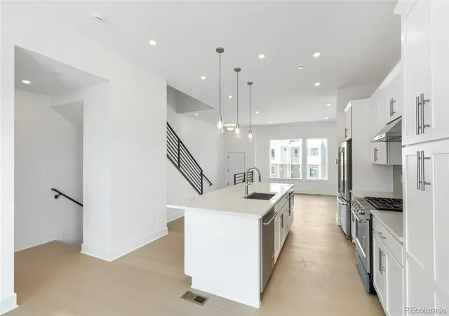 Photo 4 of Sale Pending at 701 Skyhook St, Erie, CO 80516 | MLS# 4688457 | Listing updated on 2026-08-31