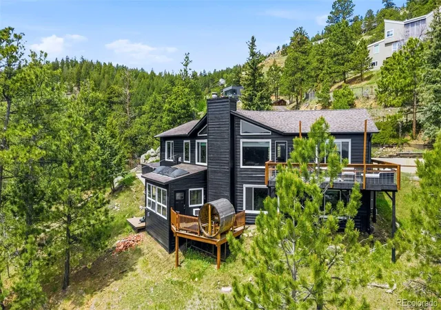 Photo 2 of Single family home for sale at 610 Meadow View Dr, Evergreen, CO 80439 | MLS# 8838461 | Listing updated on 2026-09-19