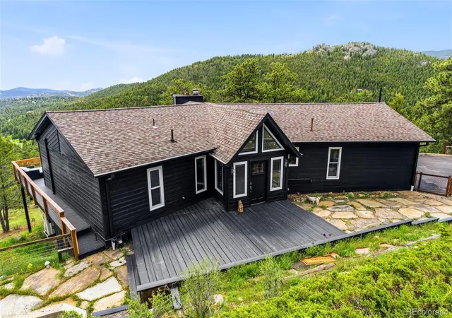 Photo 3 of Single family home for sale at 610 Meadow View Dr, Evergreen, CO 80439 | MLS# 8838461 | Listing updated on 2026-09-19