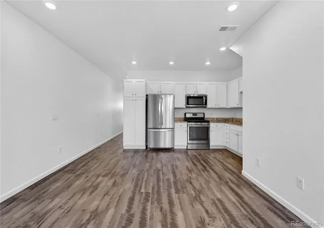 5th image of 1046 Oak Cir, Denver, CO 80215 | MLS# 8244389