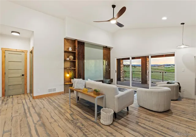 Photo 5 of Sale Pending at 20408 Royal Troon Dr, Monument, CO 80132 | MLS# 7282169 | Listing updated on 2026-07-26