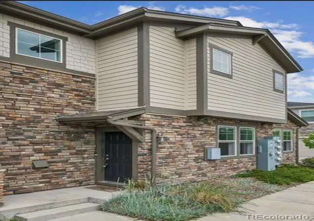 2nd image of 24646 E Calhoun Pl #C, Aurora, CO 80016 | MLS# 6186420