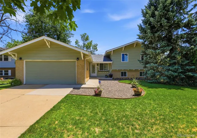 Homes for sale in Aurora, CO | 12946 E 2nd Ave, Aurora, CO 80011 | MLS# 4247255