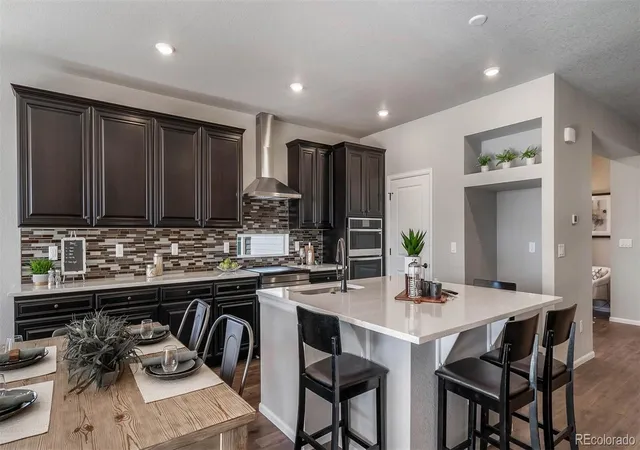 Photo 2 of Single family home for sale at 4818 N Sicily Ct, Aurora, CO 80019 | MLS# 7995107 | Listing updated on 2026-08-27